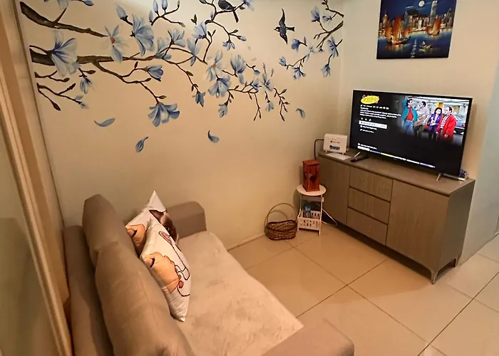 Aparthotel Homey 1br With Balcony At Jazz Residences Makati With Netflix Fast Wifi And Mall Access